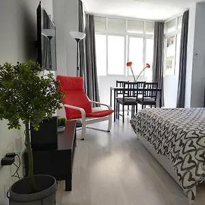 Amplio Estudio,vista Mar Y Montana, A Pasos Del Centro Torremolinos